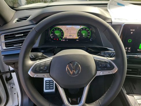 New 2026 Volkswagen Atlas Cross Sport SEL R-Line AWD/4WD image 28
