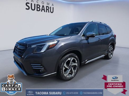 Used 2023 Subaru Forester Touring image 1