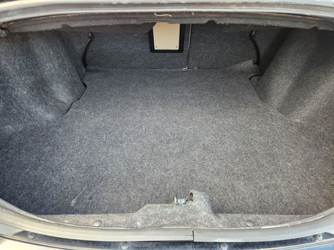 Used 2014 Dodge Avenger SE FWD image 31