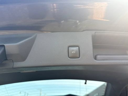 Used 2024 Ford Escape ST-Line AWD/4WD image 30