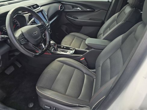 Used 2023 Chevrolet TrailBlazer RS w/ Sun and Liftgate Package FWD image 19