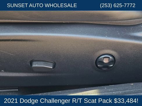 Used 2021 Dodge Challenger R/T Scat Pack w/ Dynamics Package RWD image 31