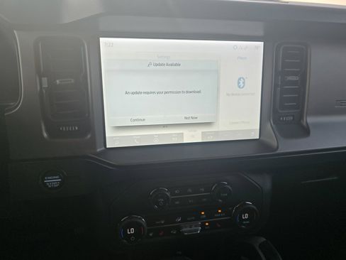 Used 2021 Ford Bronco Outer Banks AWD/4WD image 23