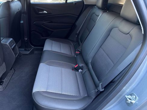 Used 2025 Chevrolet Trax LT image 25