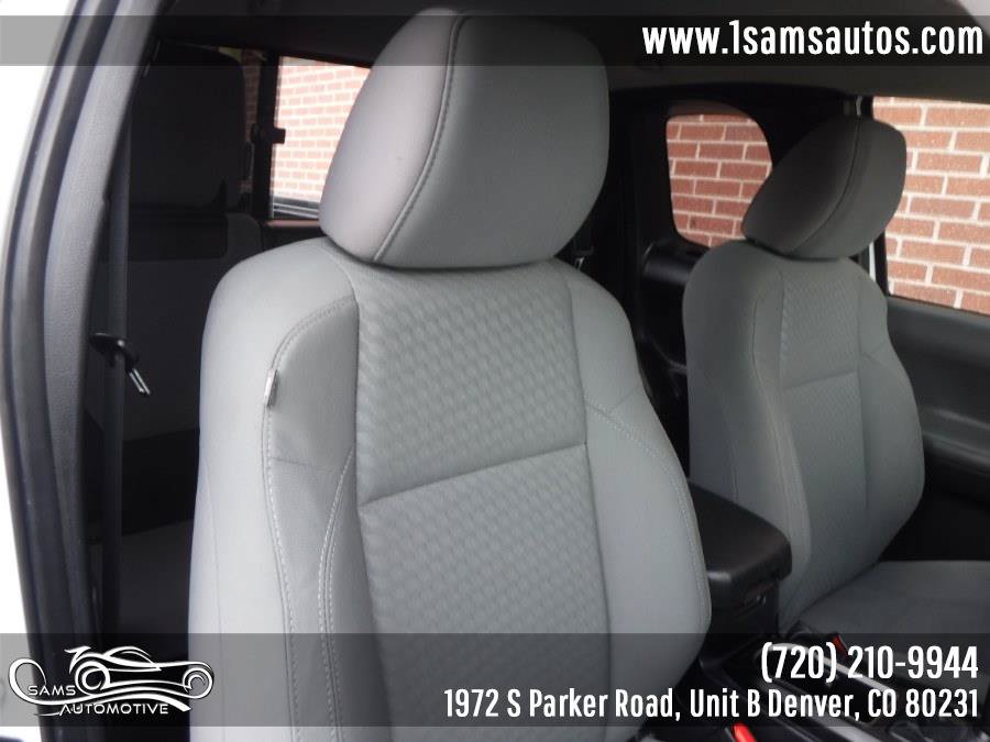 Used 2022 Toyota Tacoma SR w/ SR Convenience Package AWD/4WD image 12