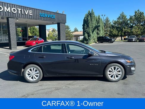 Used 2023 Chevrolet Malibu LT FWD image 2