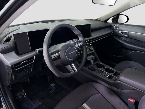Used 2025 Hyundai Sonata SE image 11