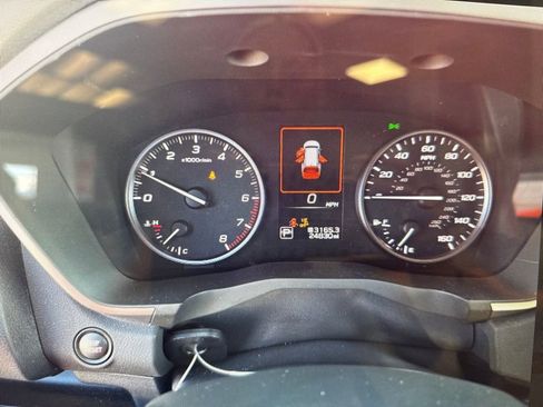 Used 2025 Subaru Ascent Premium AWD/4WD image 4