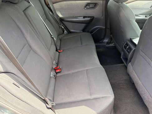 Used 2023 Nissan Rogue S FWD image 25