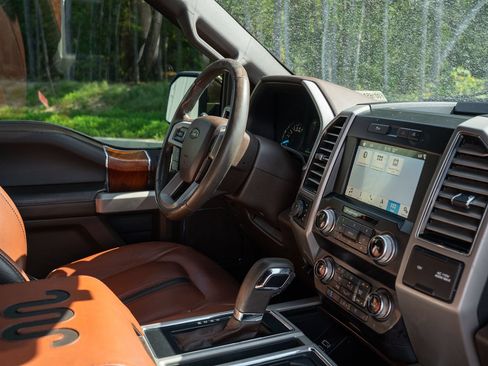 Certified 2019 Ford F150 King Ranch w/ Equipment Group 601A Luxury AWD/4WD image 12