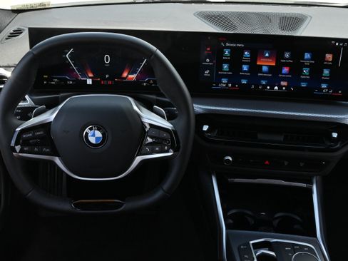 Certified 2025 BMW 330i Sedan w/ Convenience Package RWD image 16