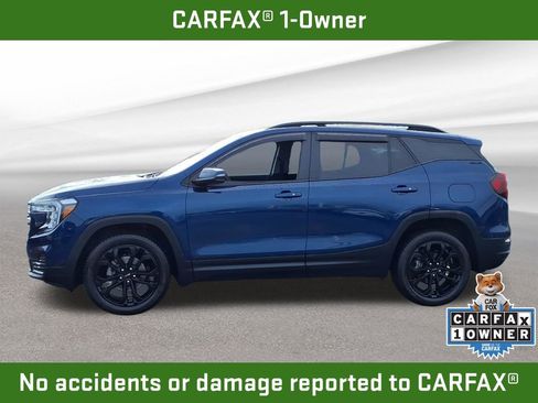 Certified 2022 GMC Terrain SLE w/ Driver Convenience Package AWD/4WD image 2