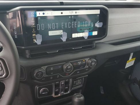 New 2026 Jeep Gladiator Sport image 23