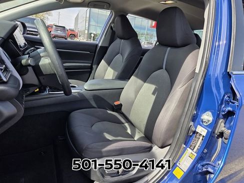 Used 2023 Toyota Camry LE image 8