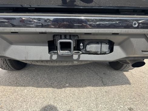 Used 2025 Ford Expedition Active AWD/4WD image 9