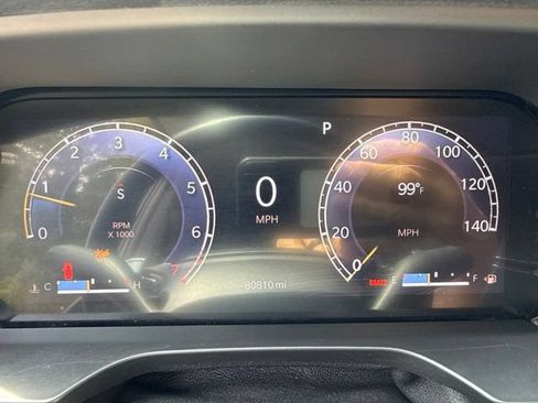 Used 2022 Jeep Grand Cherokee L Limited AWD/4WD image 15