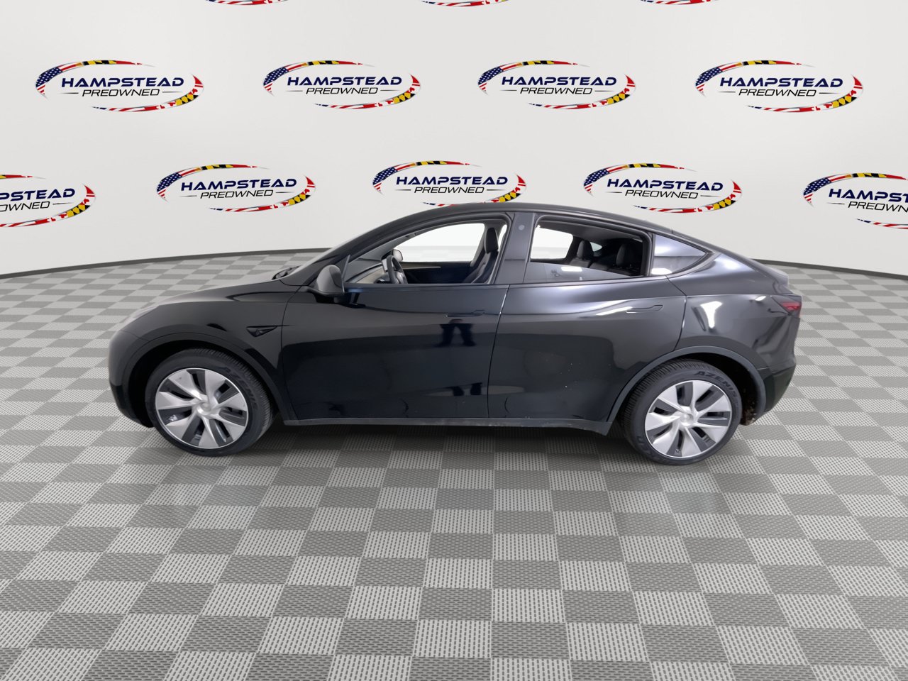 Used 2023 Tesla Model Y Long Range AWD/4WD image 5