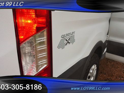 Used 2017 Ford Transit 150 XLT image 36