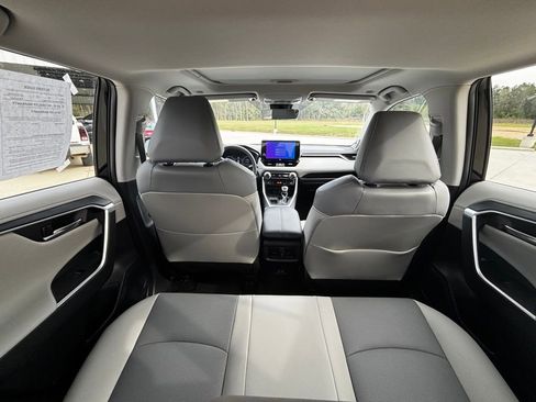 Used 2024 Toyota RAV4 Limited image 21