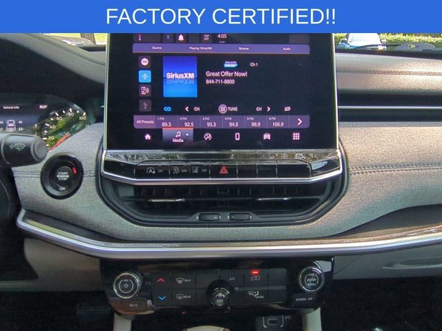 Certified 2024 Jeep Compass Latitude AWD/4WD image 23