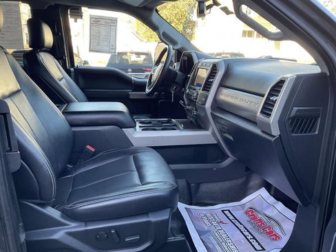 Used 2020 Ford F350 Lariat w/ Lariat Value Package image 22