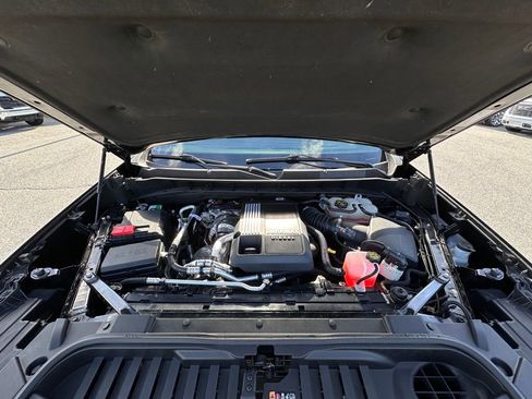 Used 2023 Chevrolet Silverado 1500 RST w/ LPO, Dark Essentials Package AWD/4WD image 40