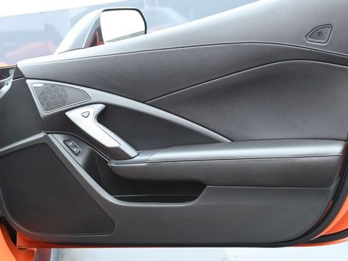 Used 2019 Chevrolet Corvette Z06 RWD image 19