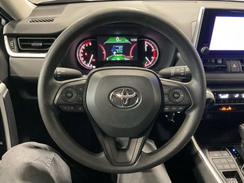 Used 2023 Toyota RAV4 LE image 13