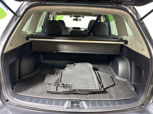 Used 2020 Subaru Forester Premium image 13
