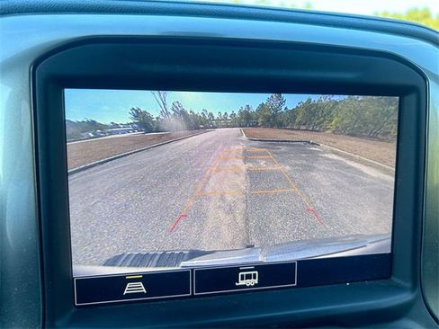 Used 2021 Chevrolet Silverado 1500 LT Trail Boss w/ Convenience Package II image 21