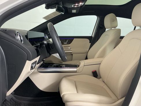 Used 2024 Mercedes-Benz GLA 250 4MATIC image 25