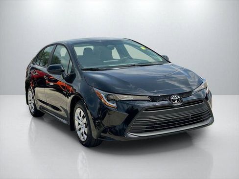 Certified 2026 Toyota Corolla LE FWD image 3