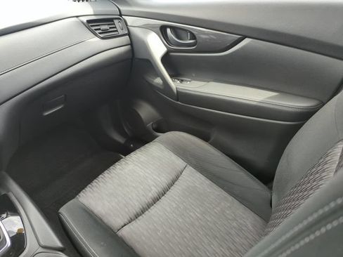 Certified 2020 Nissan Rogue S FWD image 26