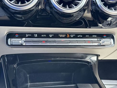 Used 2022 Mercedes-Benz A 220 4MATIC image 30
