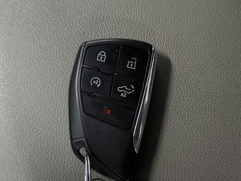 Used 2023 Chevrolet Silverado 1500 LT w/ Z71 Off-Road Package image 27