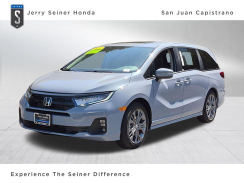 New 2026 Honda Odyssey Touring image 1