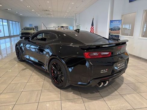 Used 2017 Chevrolet Camaro ZL1 image 6