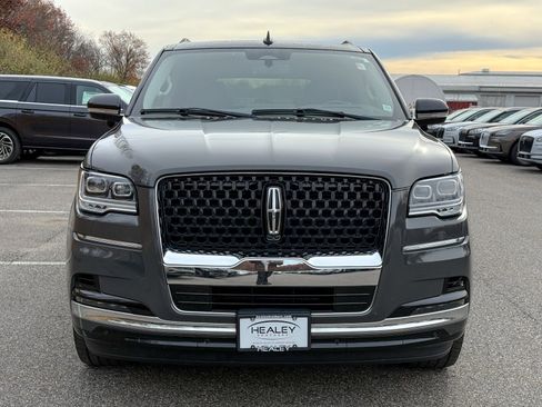 Used 2022 Lincoln Navigator Black Label image 2