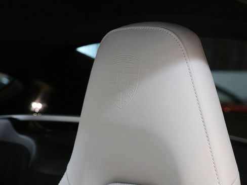 Used 2025 Porsche 718 Cayman GT4 image 33