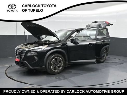 Used 2024 Nissan Rogue SV w/ SV Premium Package FWD image 54
