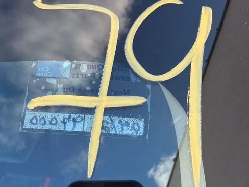 Used 2020 Mitsubishi Outlander SEL image 32