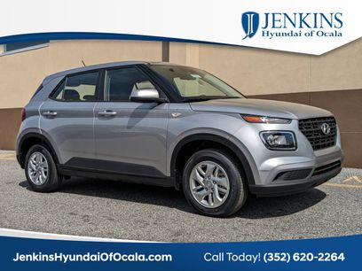 New 2025 Hyundai Venue SE