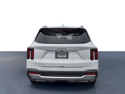 New 2025 Kia Sorento S w/ Panoramic Sunroof Package image 6