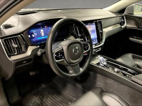 Certified 2026 Volvo V60 B5 Cross Country Ultra w/ Climate Package AWD/4WD image 17