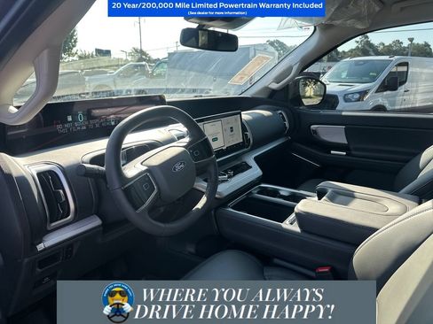 New 2027 Ford Expedition Active RWD image 9