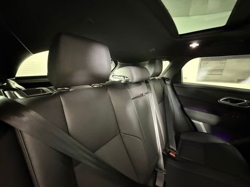New 2026 Land Rover Range Rover Velar Dynamic SE image 30