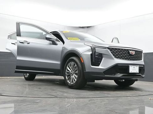 Used 2025 Cadillac XT4 Premium Luxury AWD/4WD image 66