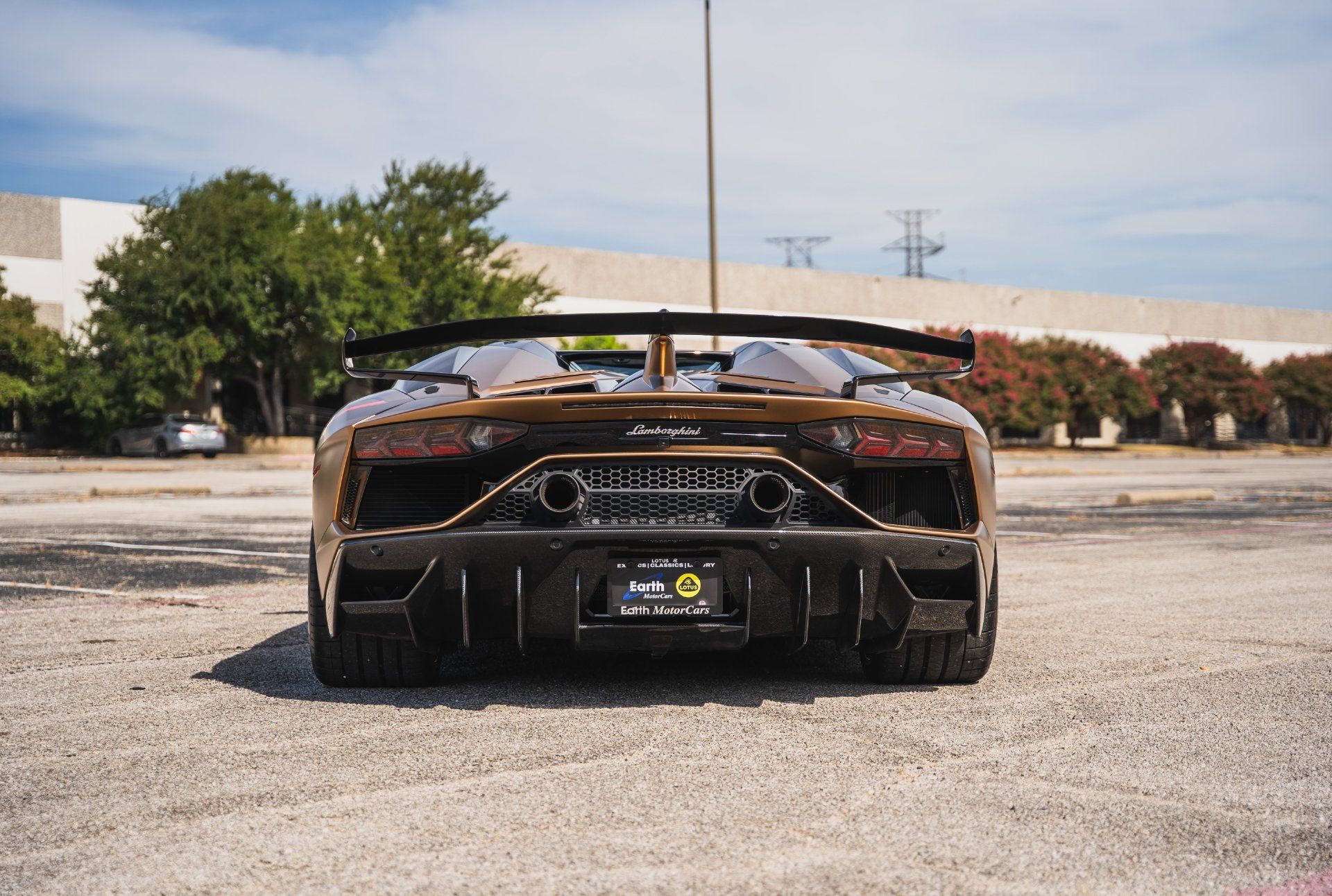 Used 2021 Lamborghini Aventador SVJ AWD/4WD image 18