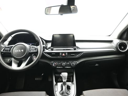 Used 2023 Kia Forte LXS w/ LXS Technology Package FWD image 20