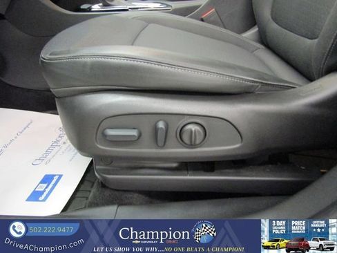 Used 2023 Buick Encore GX Preferred w/ Cold Weather Comfort Package AWD/4WD image 19